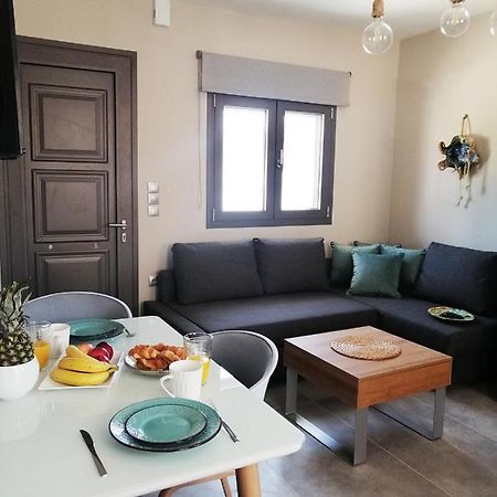 Serenity Superior Suite Apartment 阿尔戈斯托利翁 外观 照片